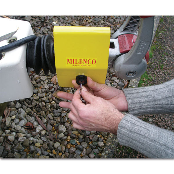Leichte Diebstahlsicherung für AKS 3004 Gelenk