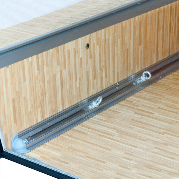 Garage-Bars Corner