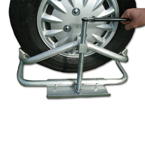 Sollevatori per ruote caravan