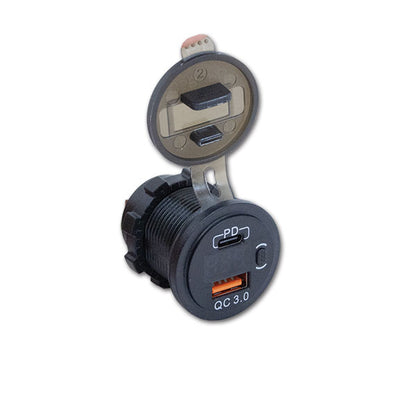 Presa USB • interruttore e display • 12/24 V